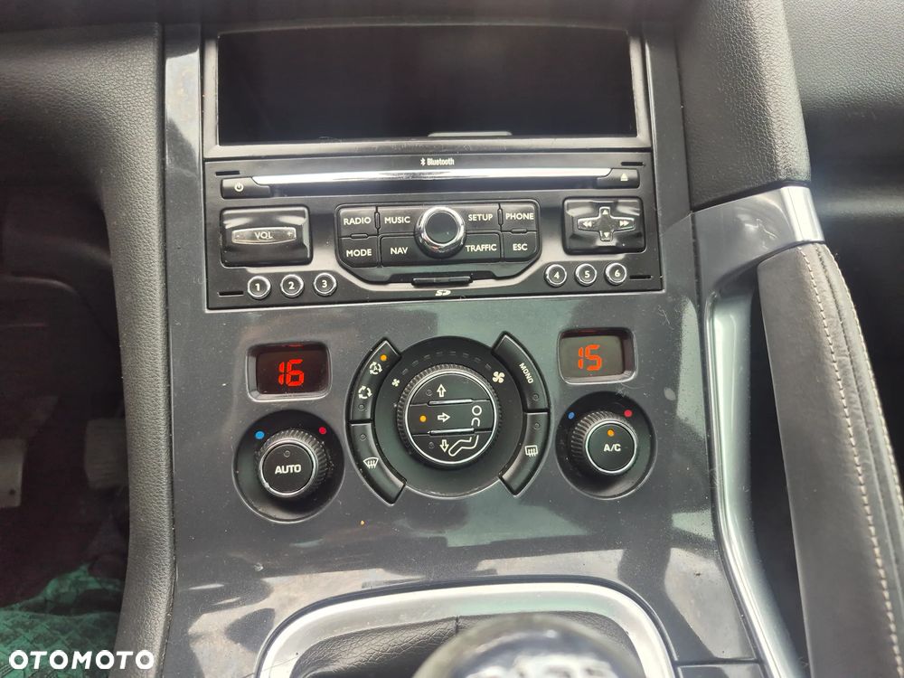 Peugeot 3008 - 25