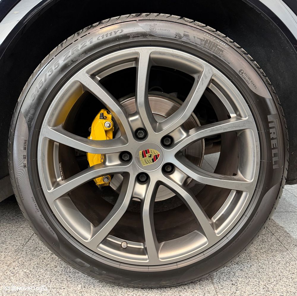 Porsche Cayenne S Platinum Edition - 6
