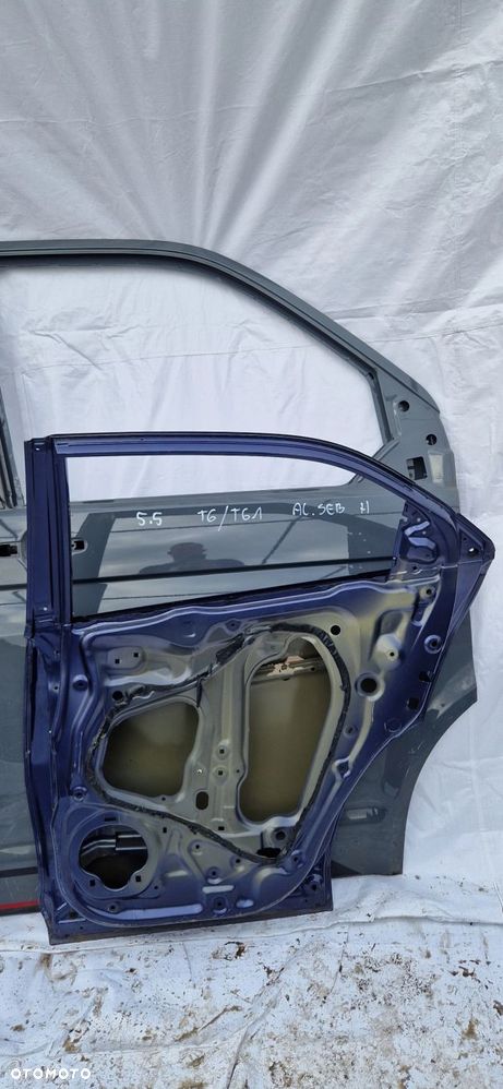 Drzwi Honda Civic hatchback 2011–2016r. Tył prawy - 3