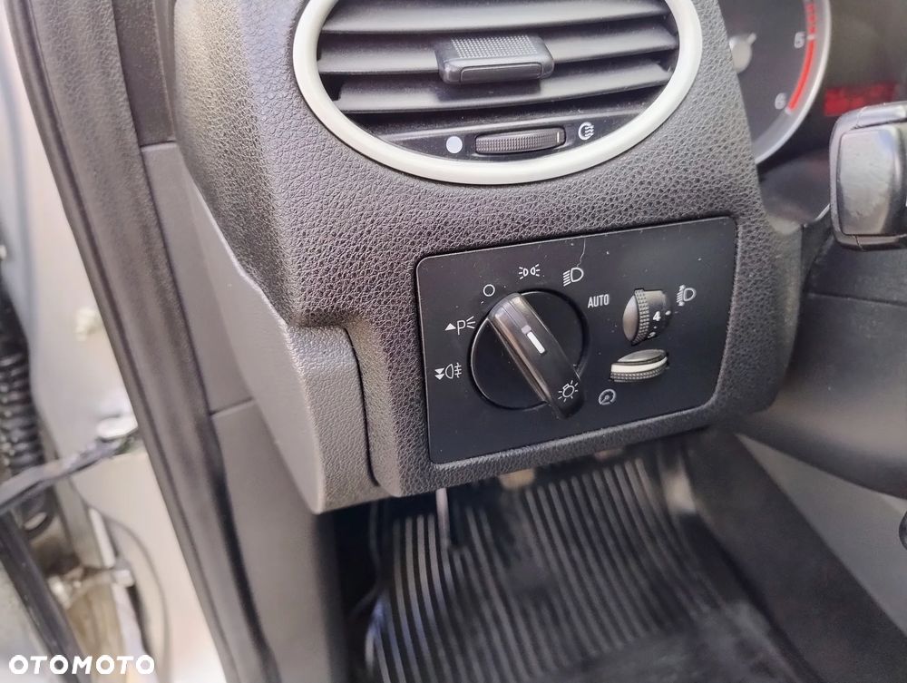 Ford Focus 1.6 TDCi Titanium - 9