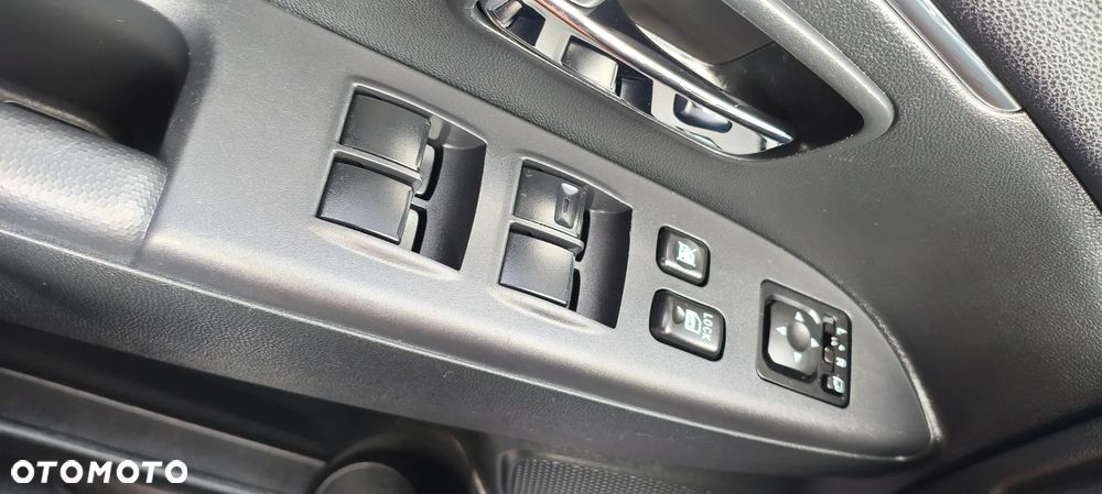 Mitsubishi ASX 1.6 2WD Intense - 23