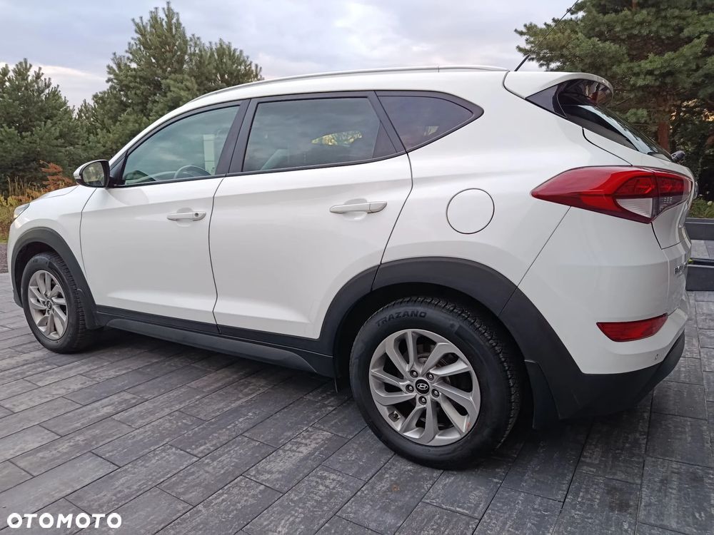 Hyundai Tucson 1.7 CRDI BlueDrive Comfort 2WD - 20