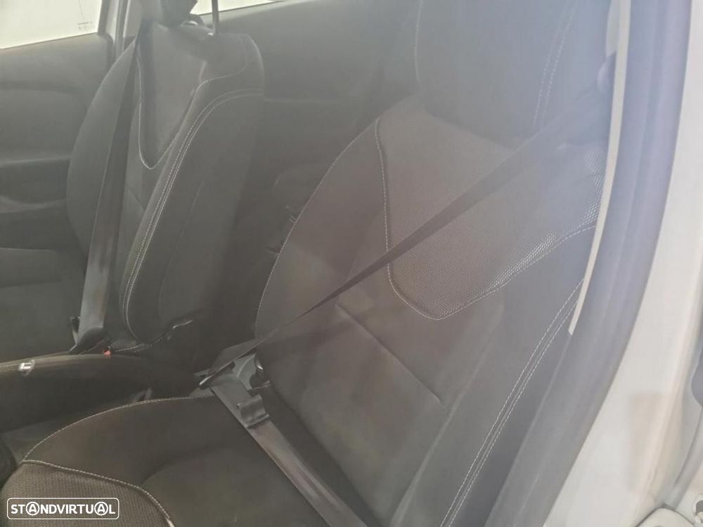 Renault Clio 1.5 dCi Zen - 4