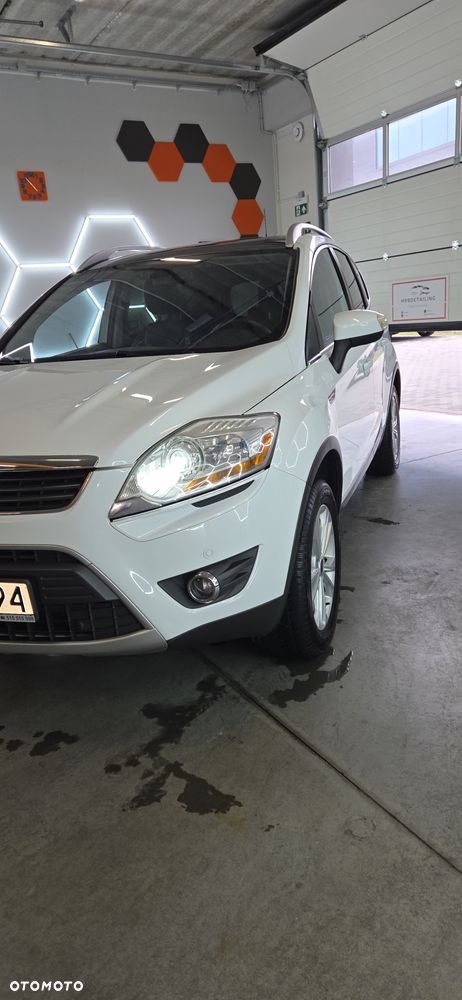 Ford Kuga 2.0 TDCi 4x4 Titanium - 10