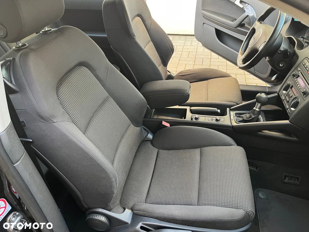 Audi A3 3-drzwiowe 2.0 TDI DPF Ambition - 5
