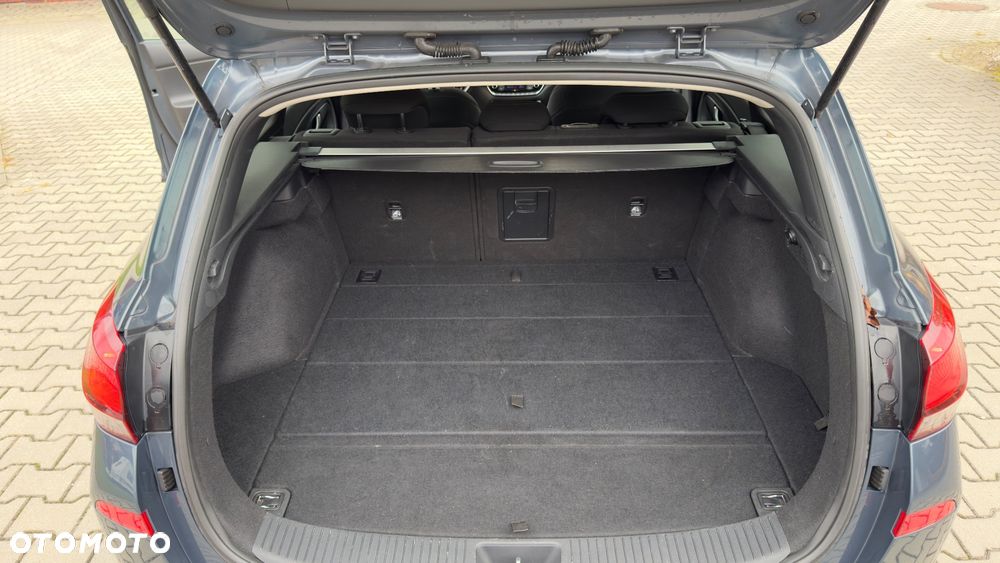 Hyundai i30 1.5 T-GDI 48V Comfort DCT - 20