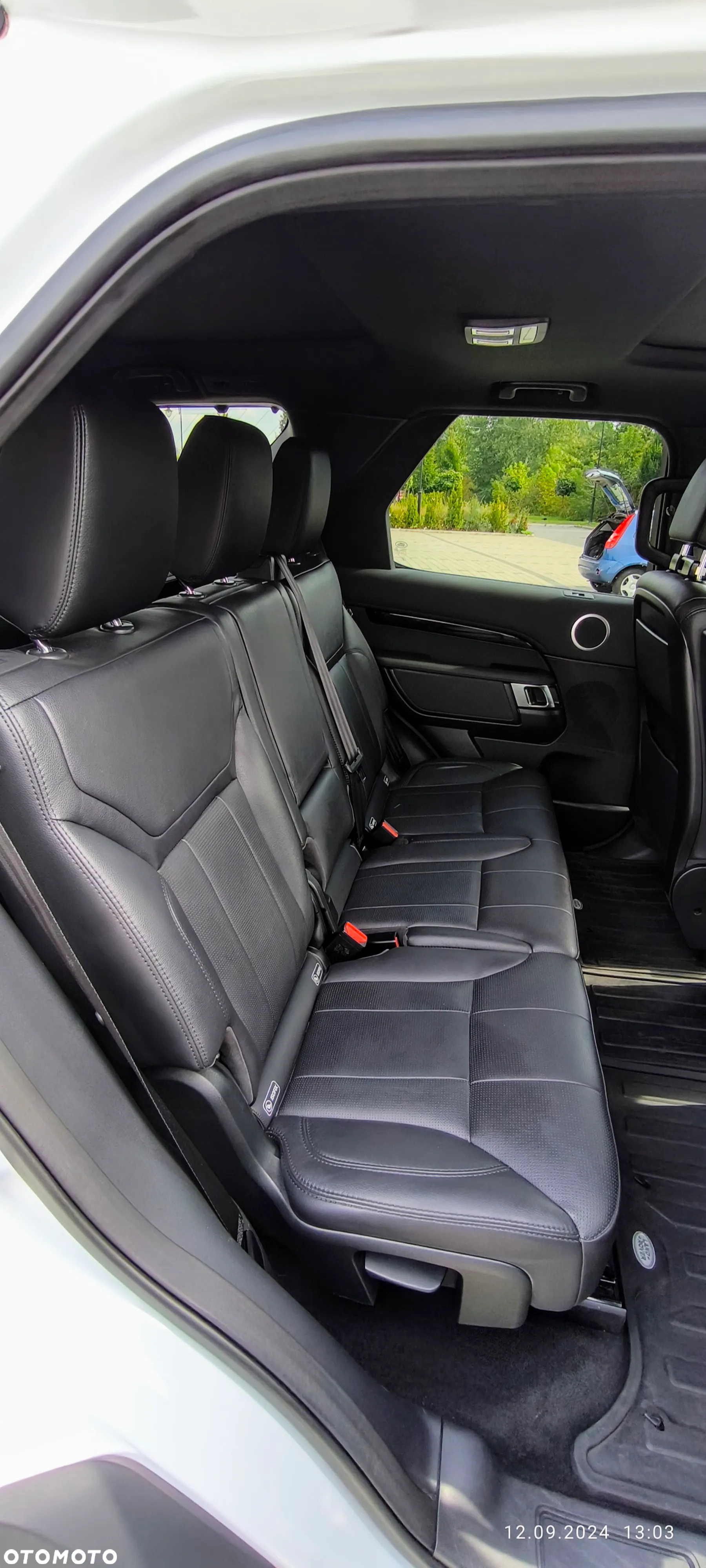 Land Rover Discovery V 3.0 Si6 SE - 15