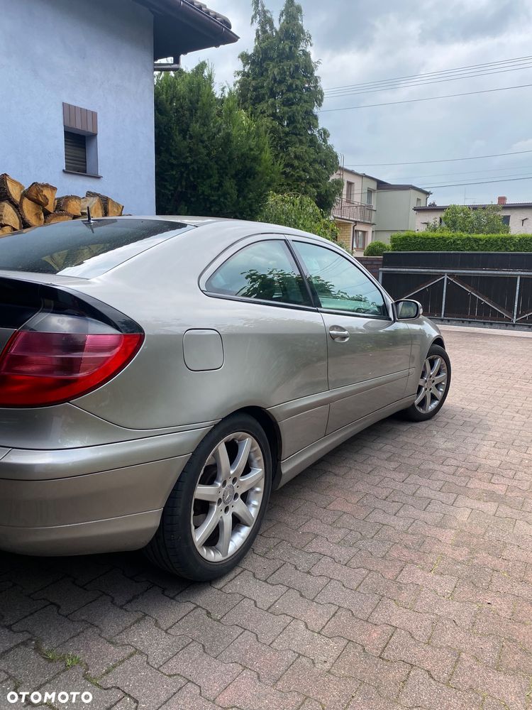 Mercedes-Benz Klasa C 180 Kompressor - 6