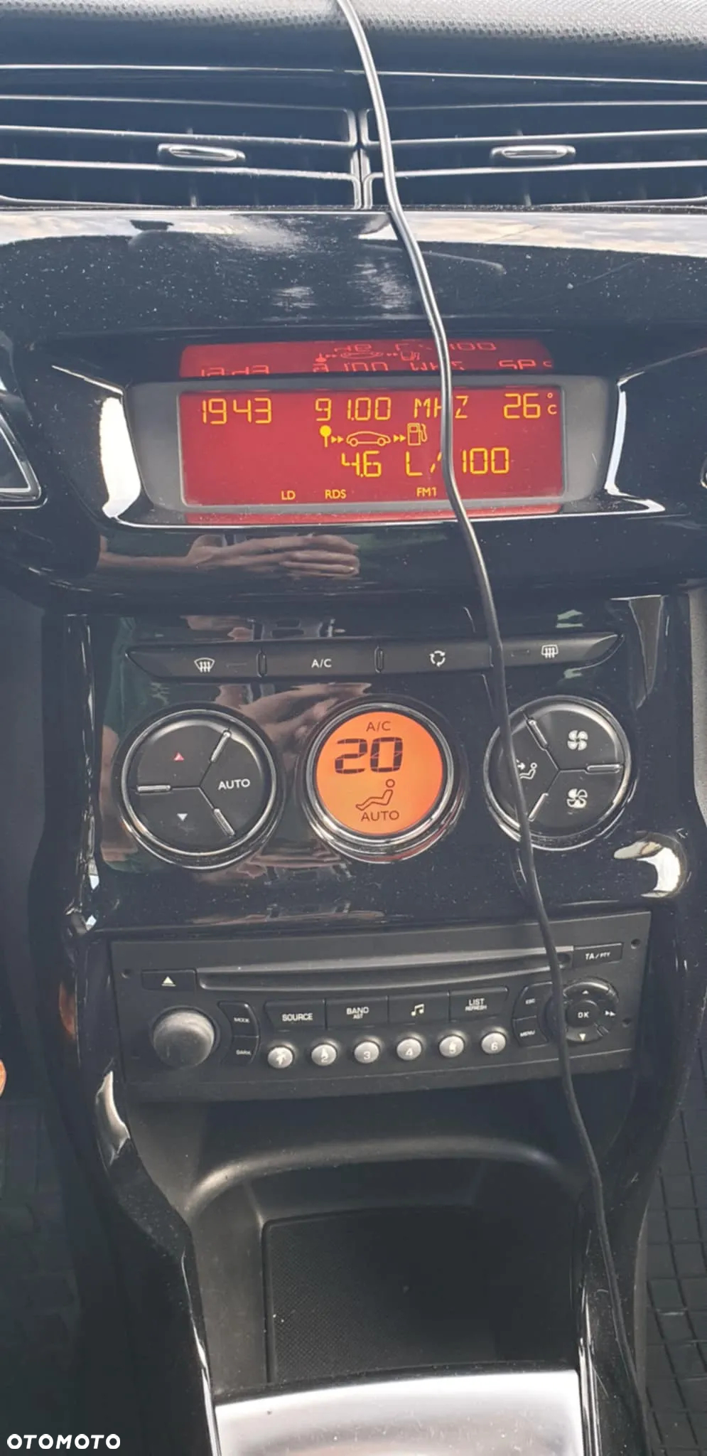 Citroën DS3 1.6 HDi SoChic - 7