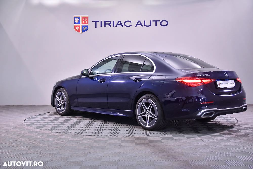 Mercedes-Benz C 300 e 9G-TRONIC AMG Line - 3