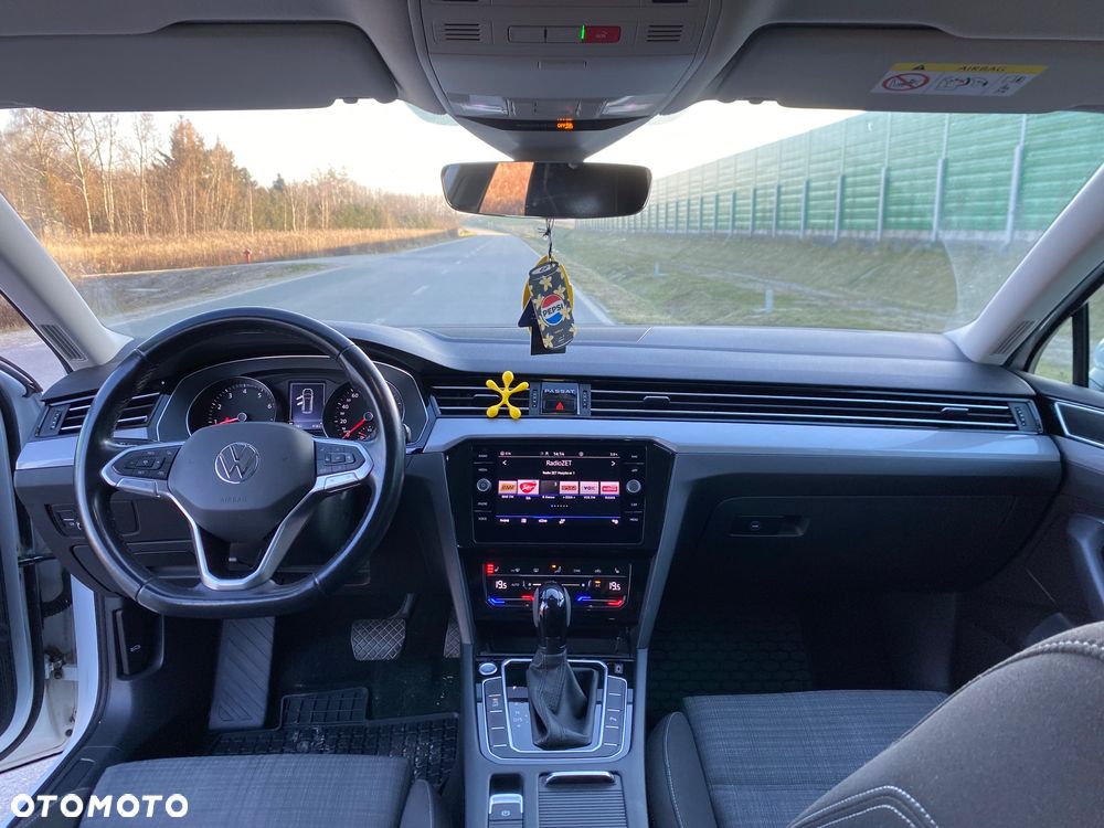 Volkswagen Passat 1.5 TSI EVO Business DSG - 9