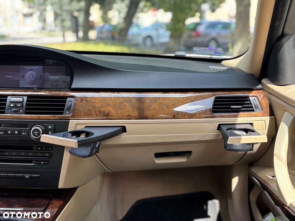 BMW Seria 3 320d - 8