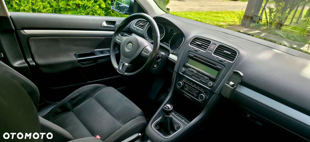 Volkswagen Golf - 11