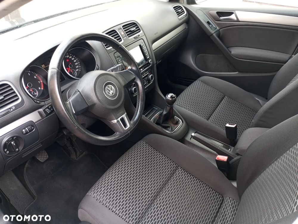 Volkswagen Golf - 5