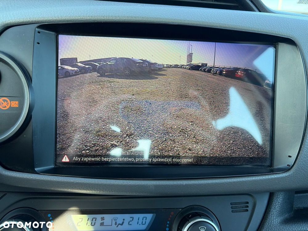 Toyota Yaris - 20