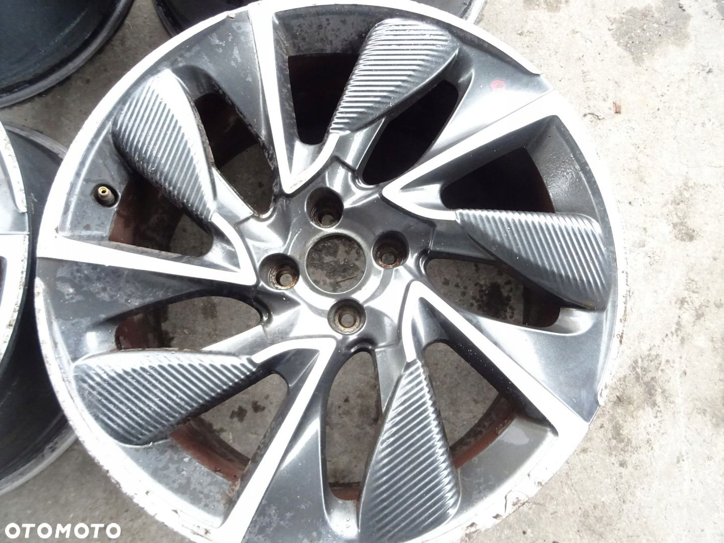 CITROEN DS4 FELGI ALUMINIOWE 19" 4X108 ET29 KOMPLET - 4