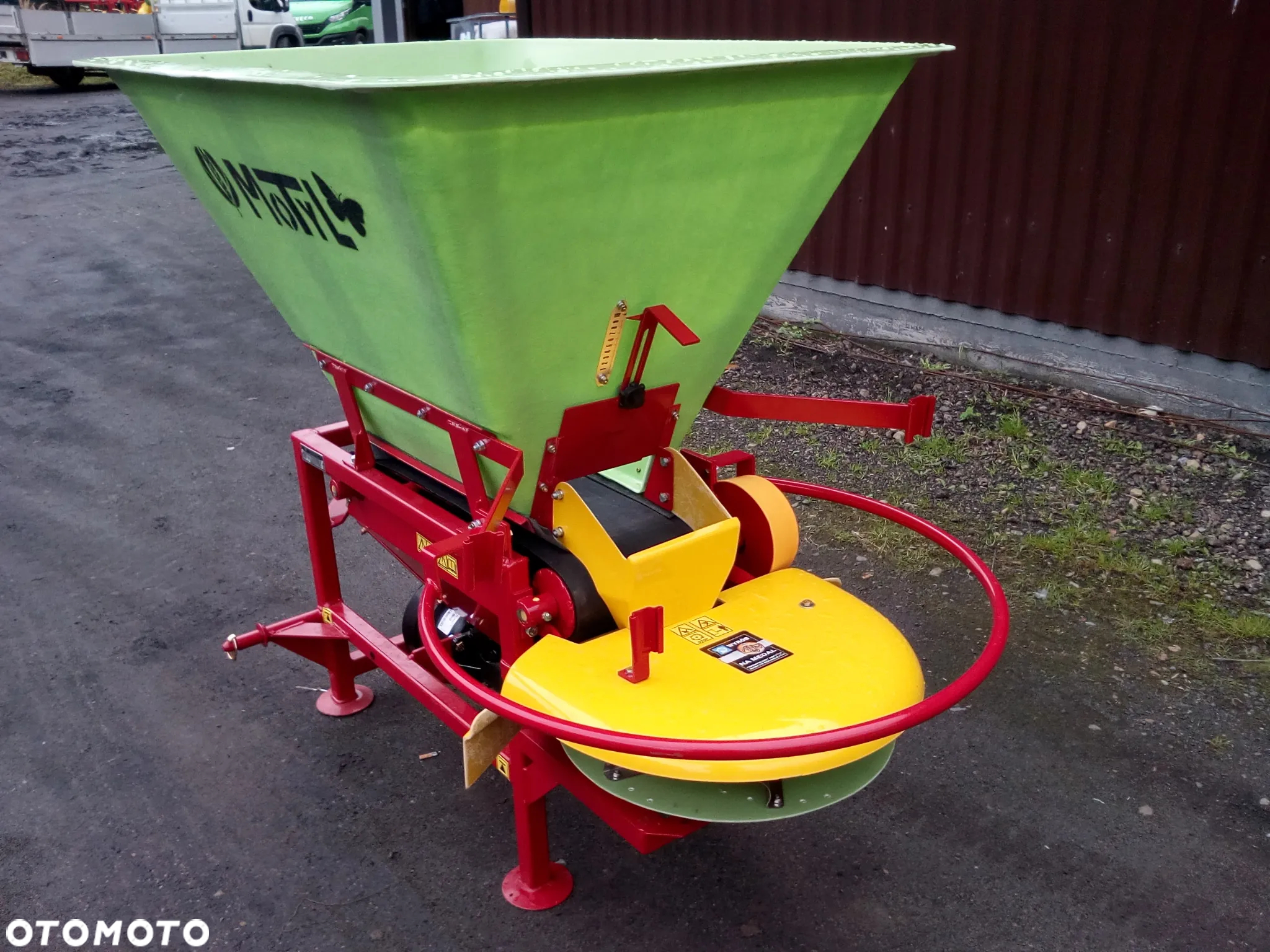 6 łopatek 3 rączki rozsiewacz nawozów lejek 200l-300l-400l-500l GRASSROL - 8