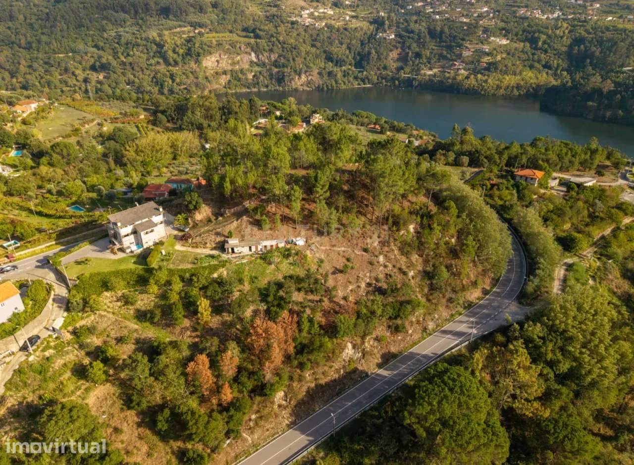 Moradia V4 com Vista Rio e Terreno em Paços de Gaiolo - Grande imagem: 5/31