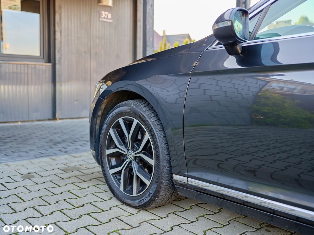 Volkswagen Passat 2.0 TDI SCR Highline DSG - 27