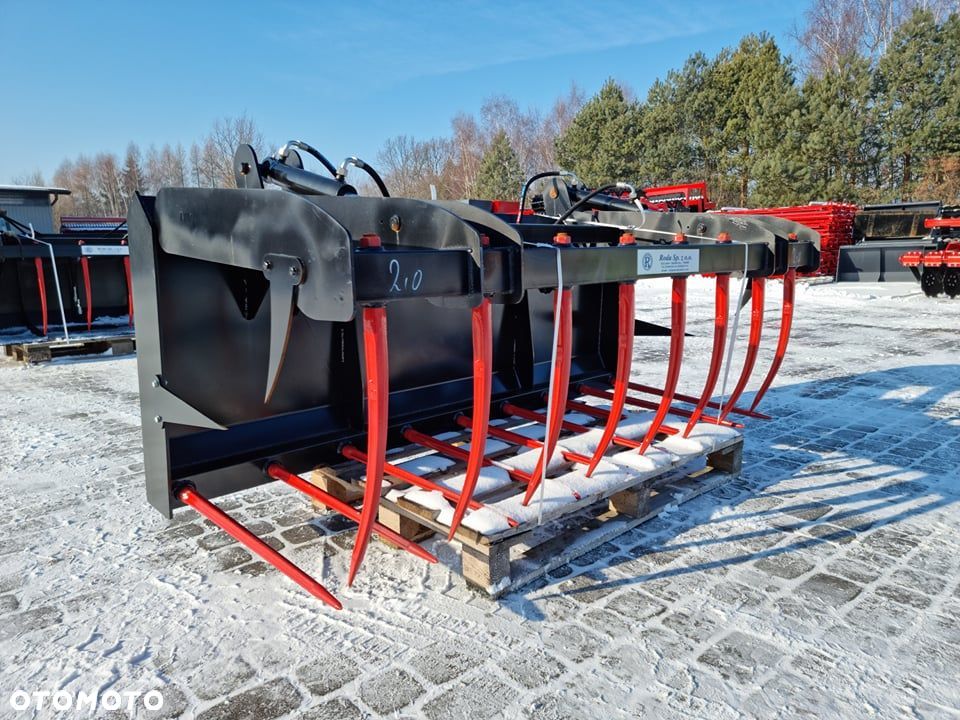 Krokodyl do obornika Tur Euro-Ramka - 1