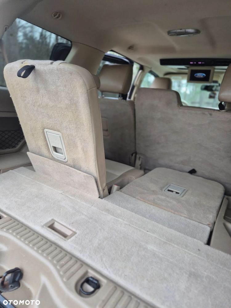 Ford Explorer 4.0 AWD - 24