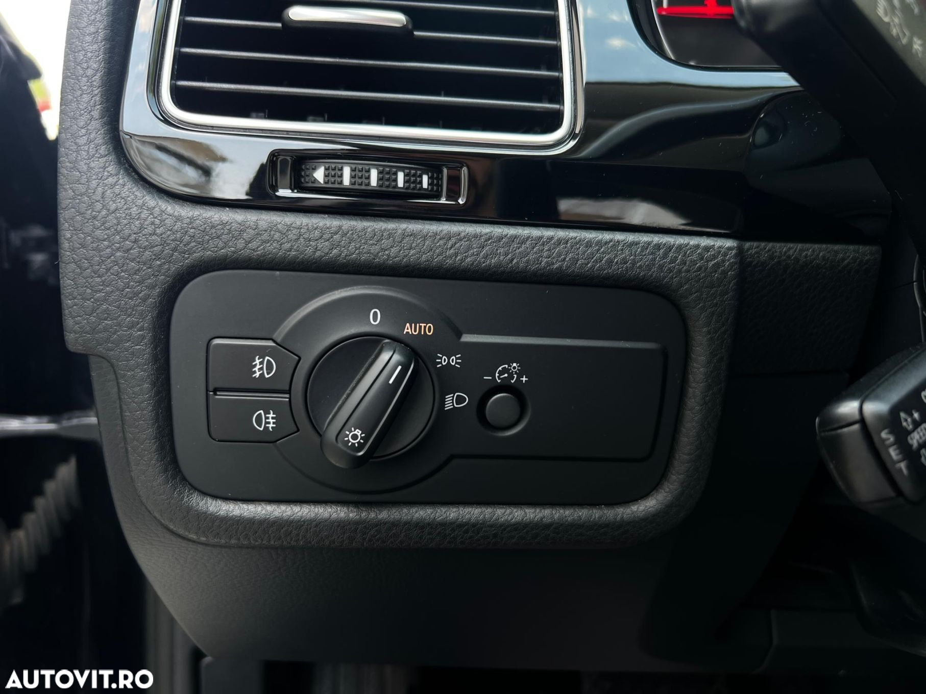 Volkswagen Touareg - 17