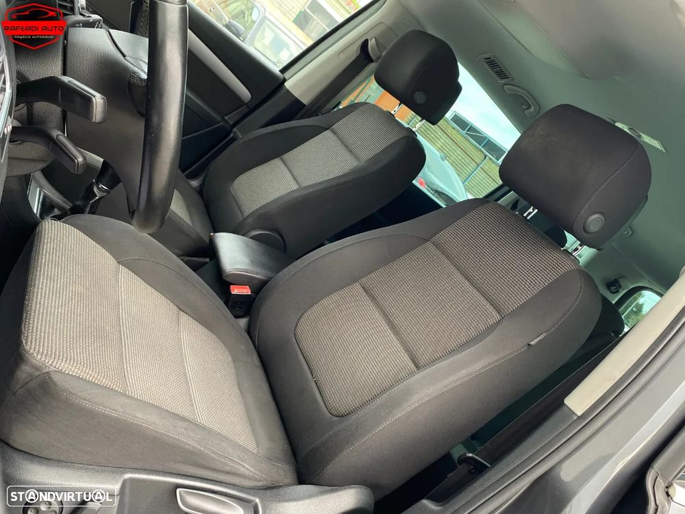 VW Sharan 2.0 TDi Confortline - 11