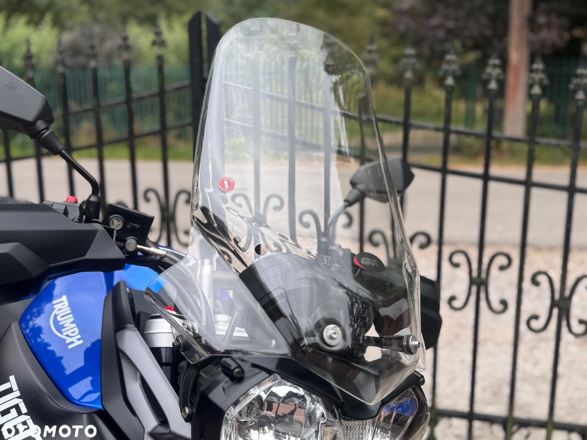 Triumph Tiger - 23
