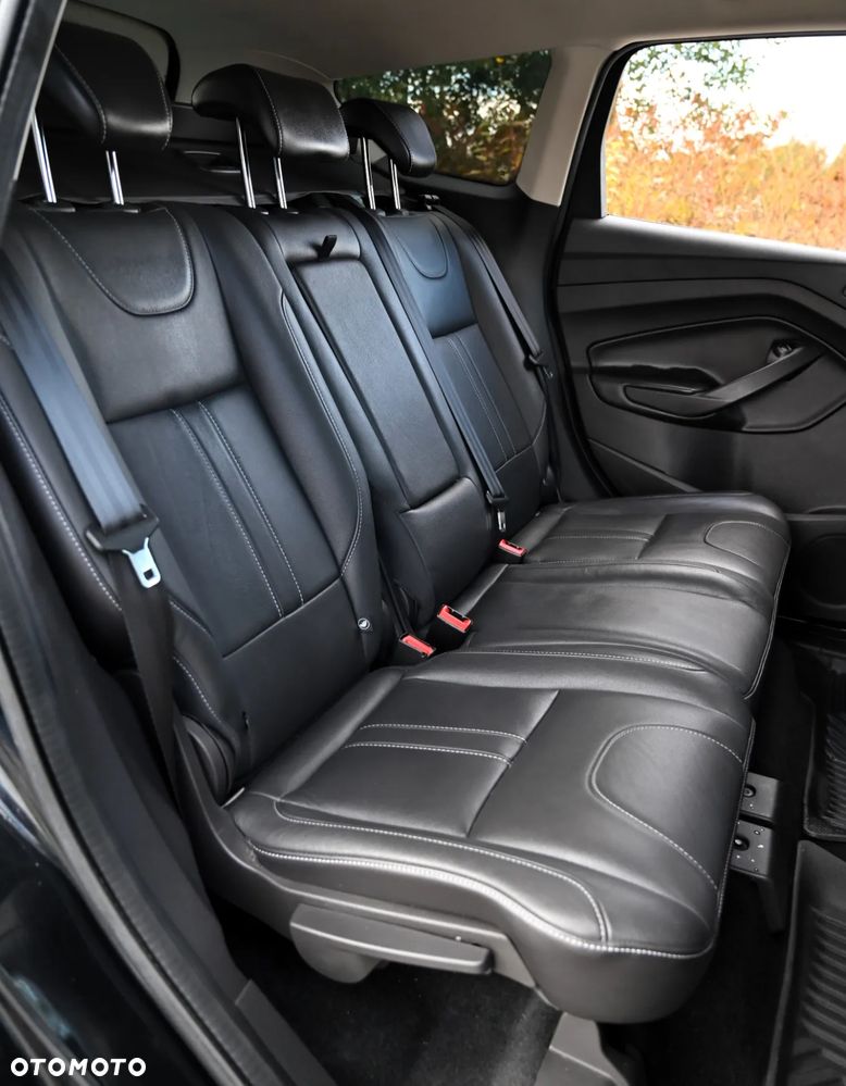 Ford Kuga - 29