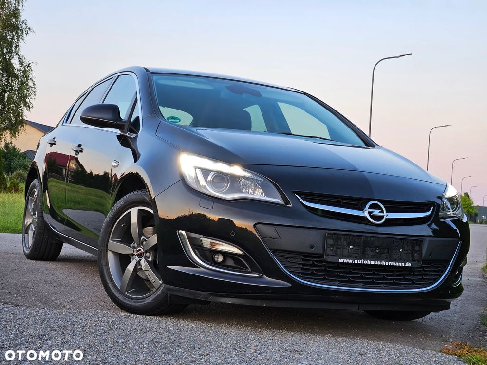 Opel Astra 1.4 T Cosmo - 20