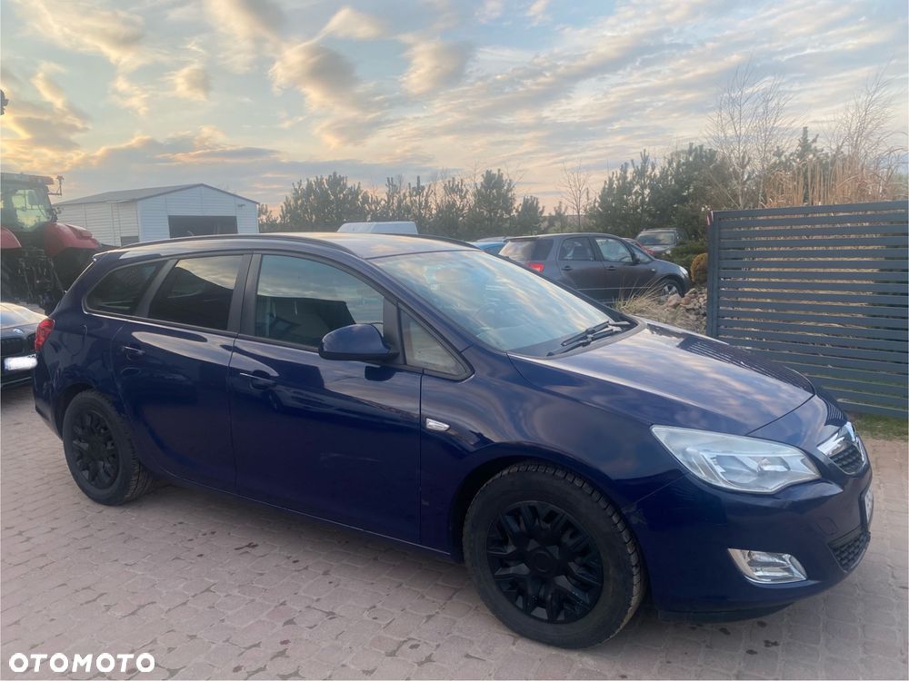 Opel Astra 1.7 CDTI DPF - 12