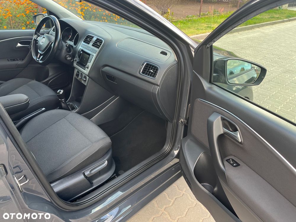 Volkswagen Polo 1.2 TSI (Blue Motion Technology) Comfortline - 25
