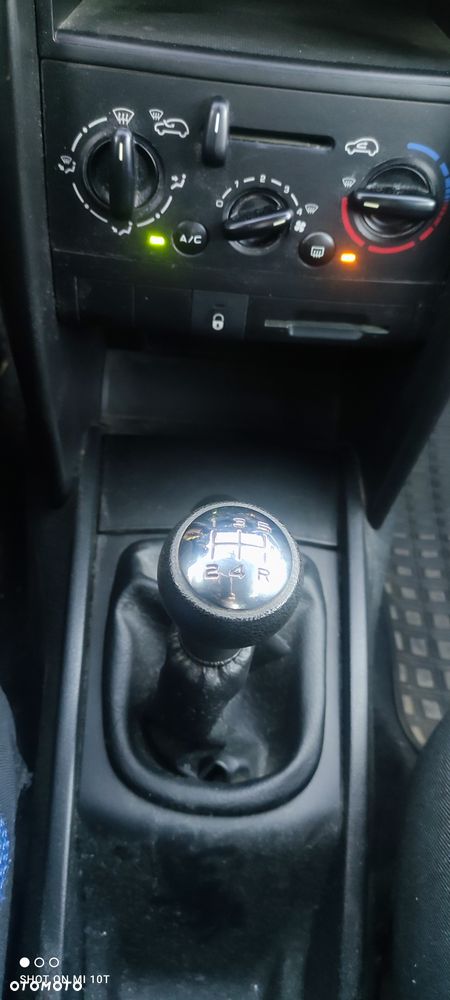 Peugeot 207 75 Filou - 17