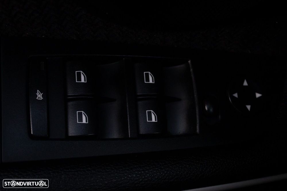 BMW 320 d Efficient Dynamics Edition - 22