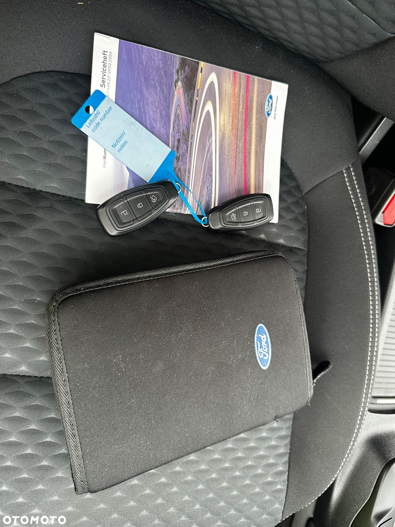 Ford Kuga 2.0 EcoBlue Hybrid COOL&CONNECT - 11