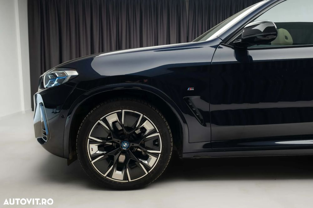 BMW iX3 Impressive - 10