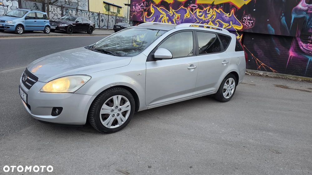 Kia Ceed 1.6 CRDi EX - 17