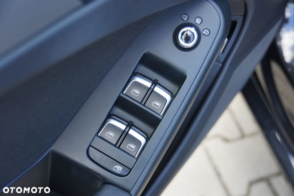 Audi A4 Limousine 2.0 TDI DPF quattro Attraction - 23