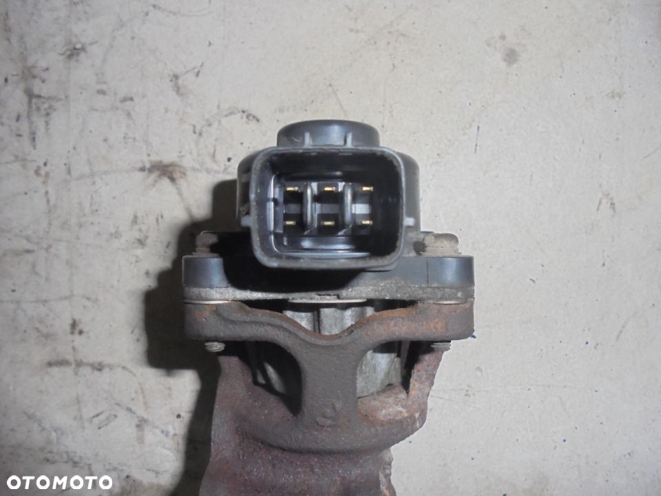 ZAWOR EGR CHLYSLER VOYAGER 2.5 CRD - 3