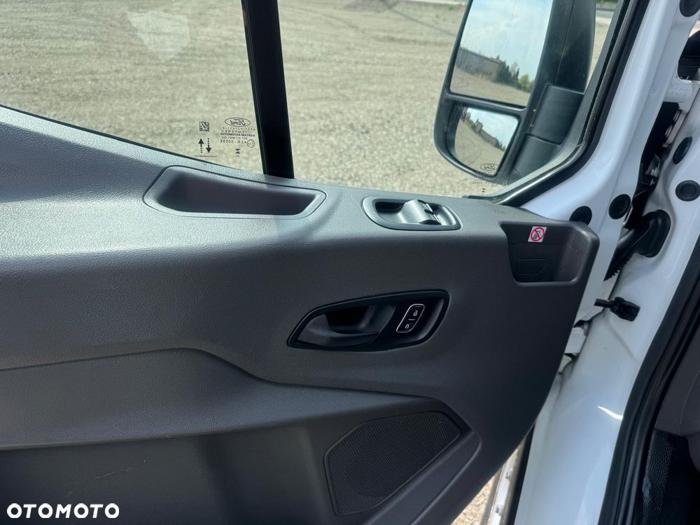 Ford TRANSIT - 13