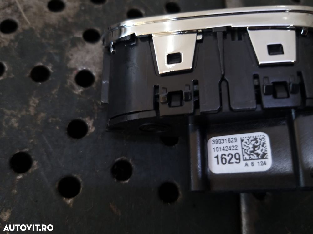 Buton blocare usi opel corsa e x15 39031629 - 2