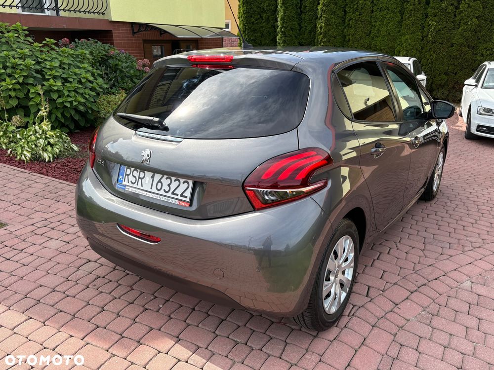 Peugeot 208 1.2 PureTech Allure - 6