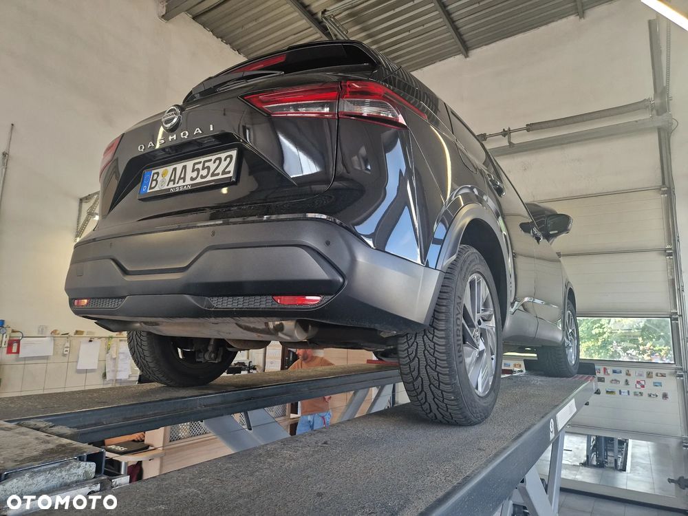 Nissan Qashqai 1.3 DIG-T Acenta DCT - 31