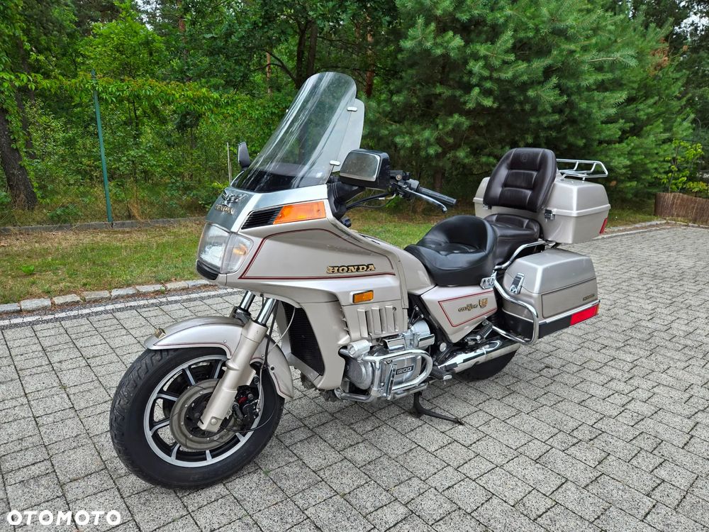 Honda GL - 13