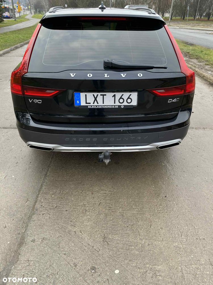 Volvo V90 Cross Country D4 AWD - 2