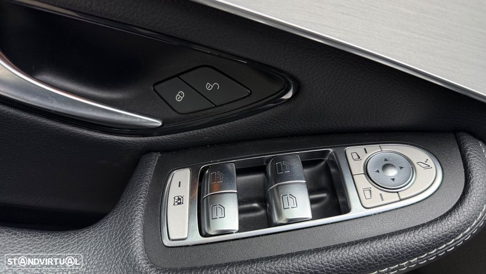 Mercedes-Benz GLC 300 de 4Matic 9G-TRONIC AMG Line Plus - 9