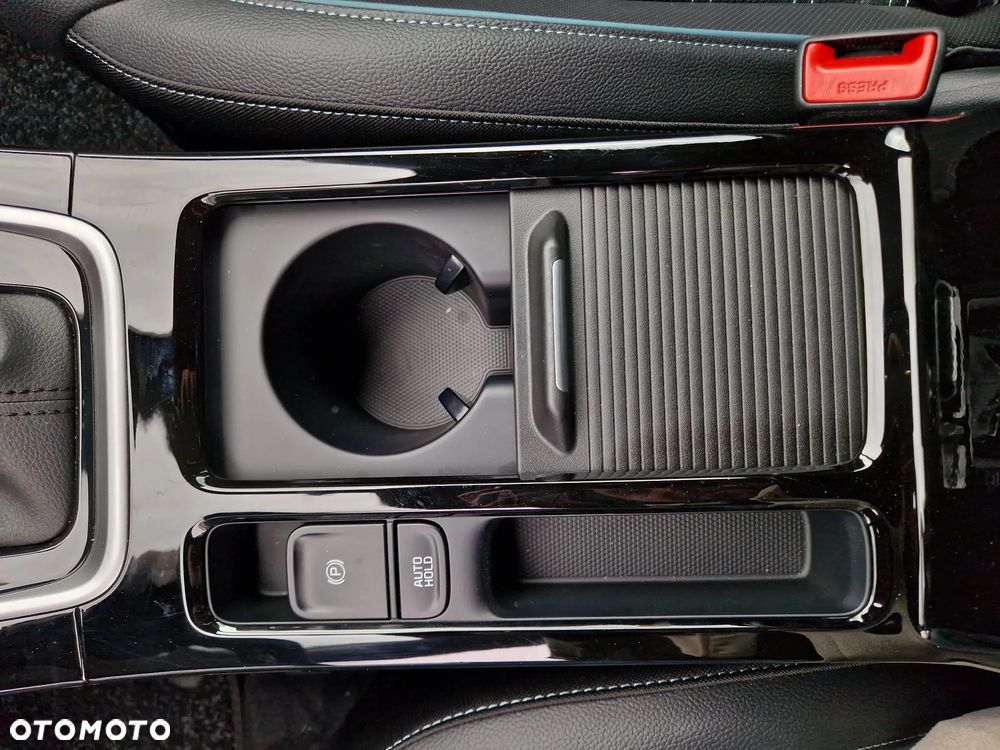 Kia XCeed 1.6 T-GDI Tribute DCT - 18