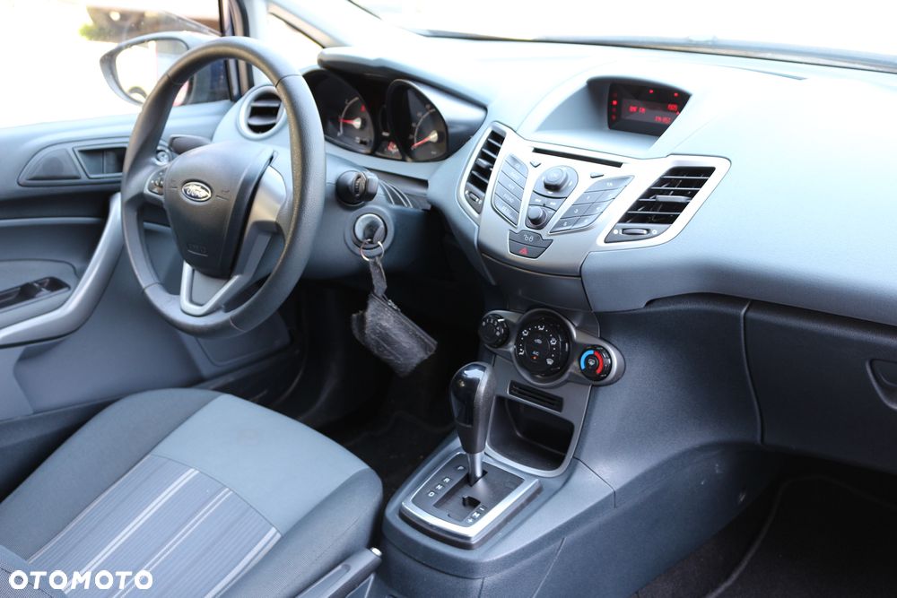 Ford Fiesta 1.4 Autom Trend - 7