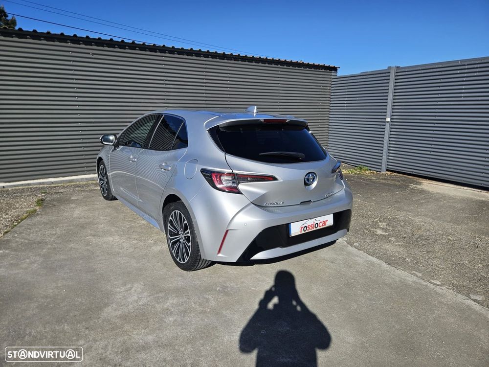 Toyota Corolla 1.8 Hybrid Exclusive - 12