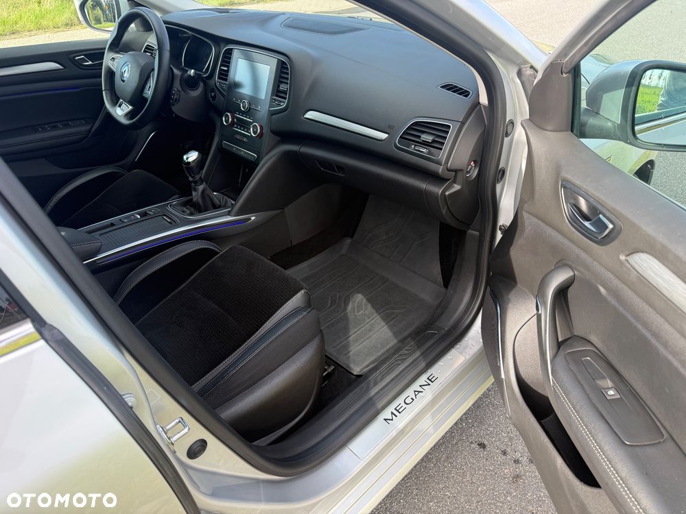Renault Megane 1.2 16V TCe Energy Bose - 16